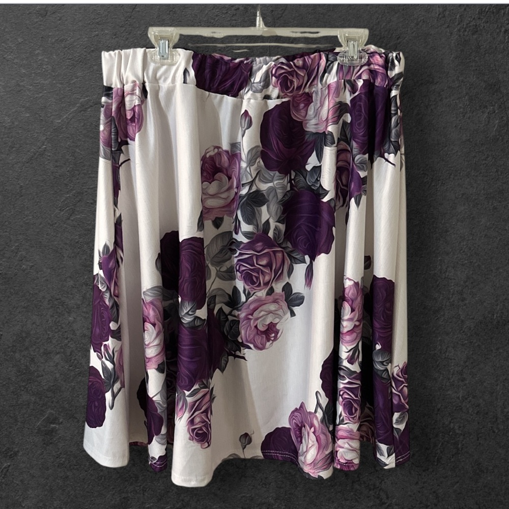 Lily By Firmiana white sateen with purple floral print elastic waist skirt 3x
